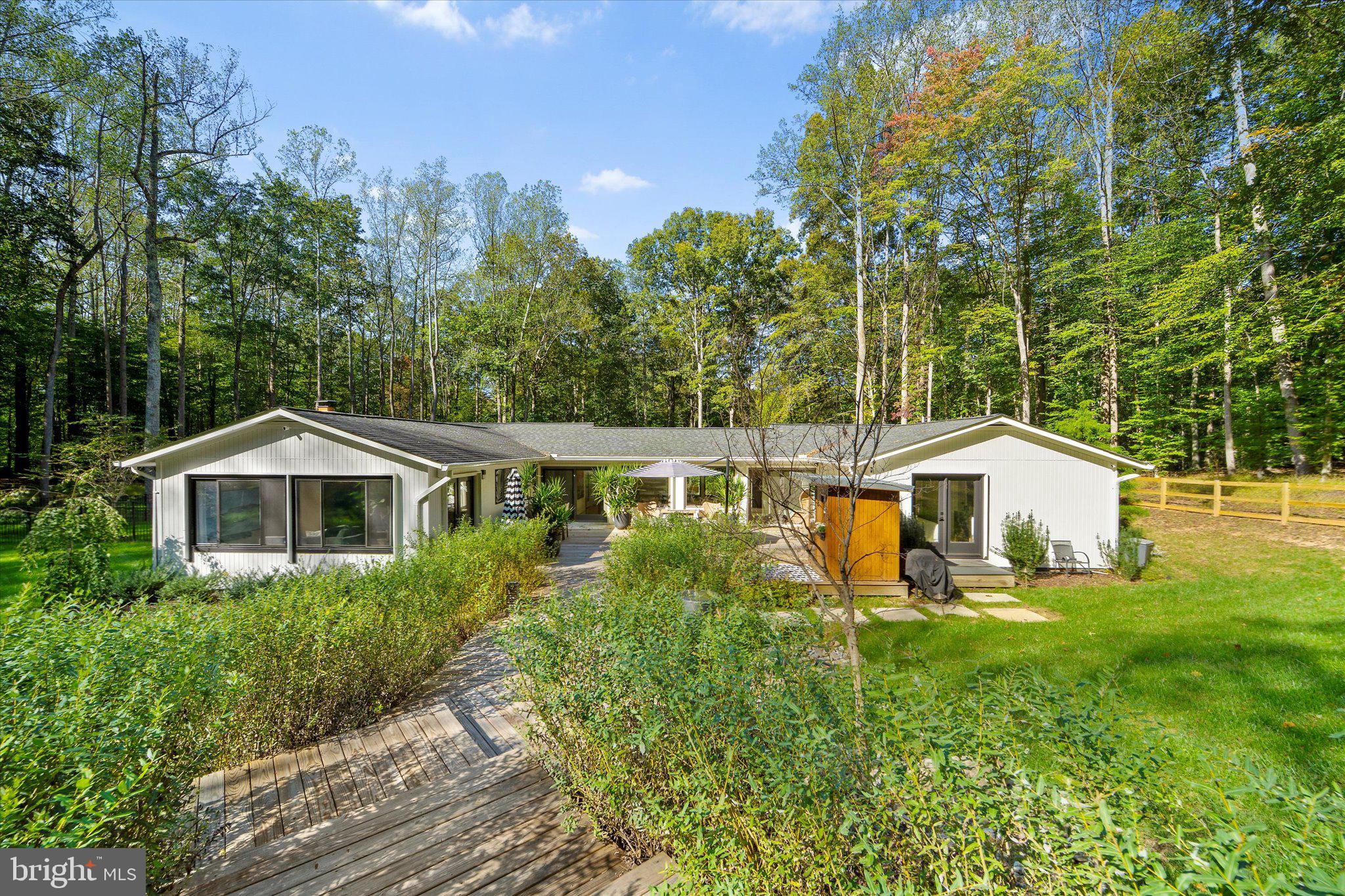 7511 WILLOWBROOK ROAD