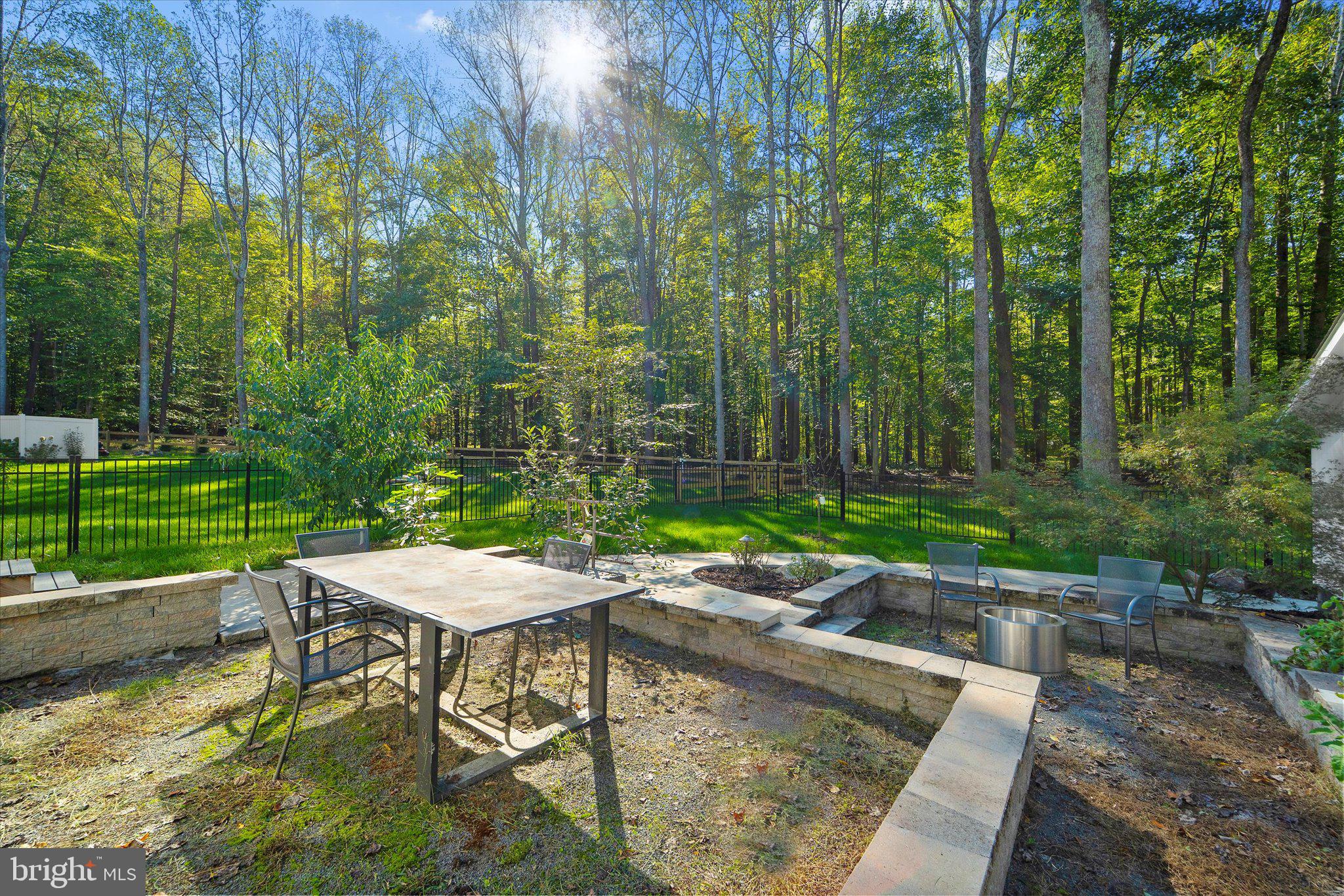 7511 WILLOWBROOK ROAD