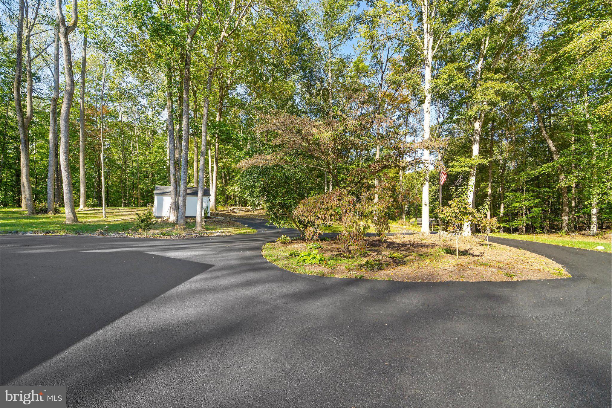 7511 WILLOWBROOK ROAD