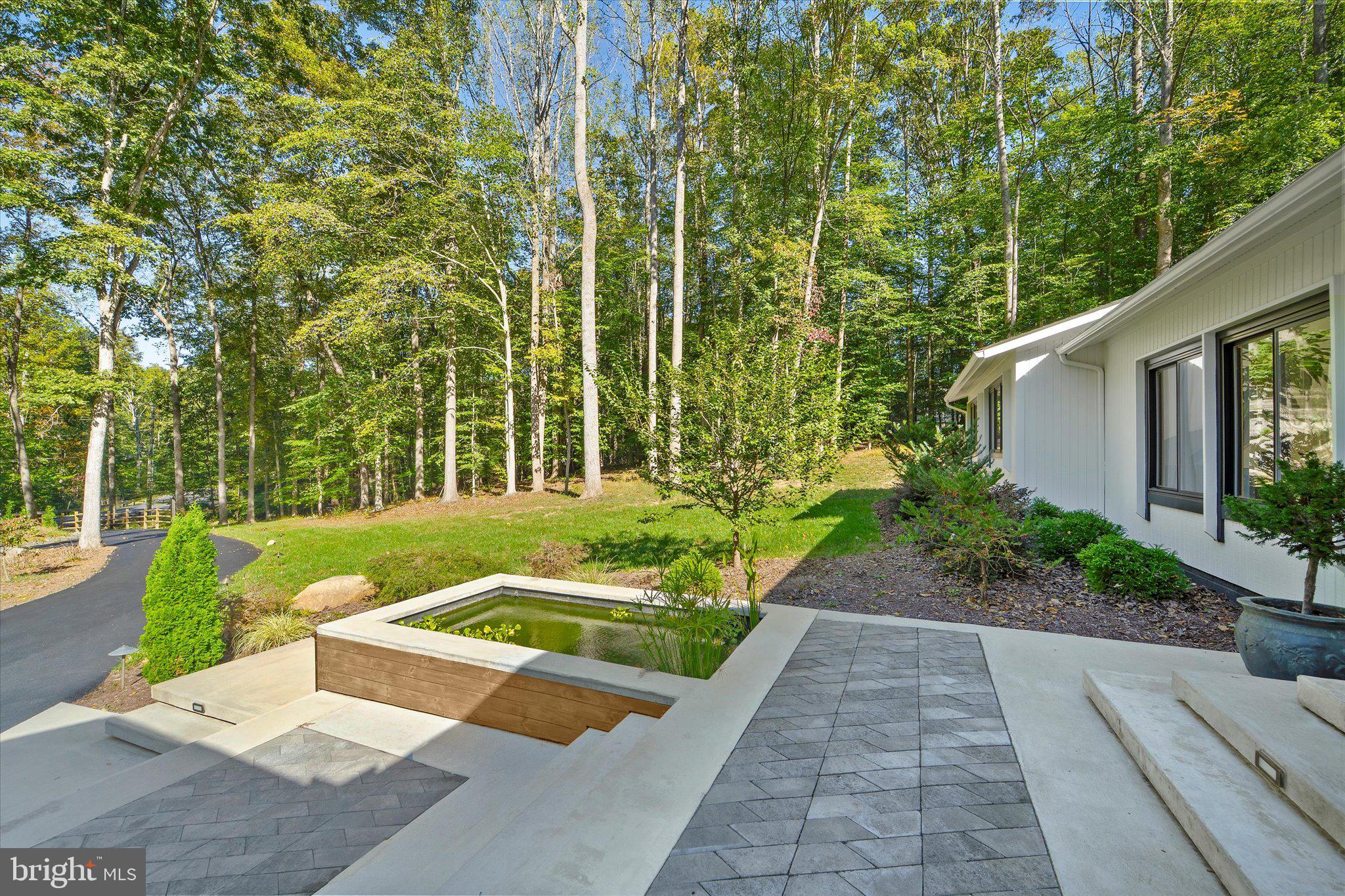 7511 WILLOWBROOK ROAD