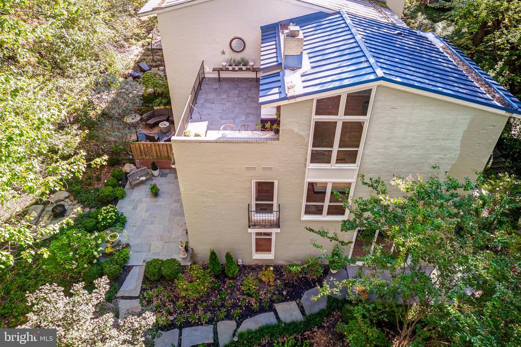 11464 ORCHARD LANE