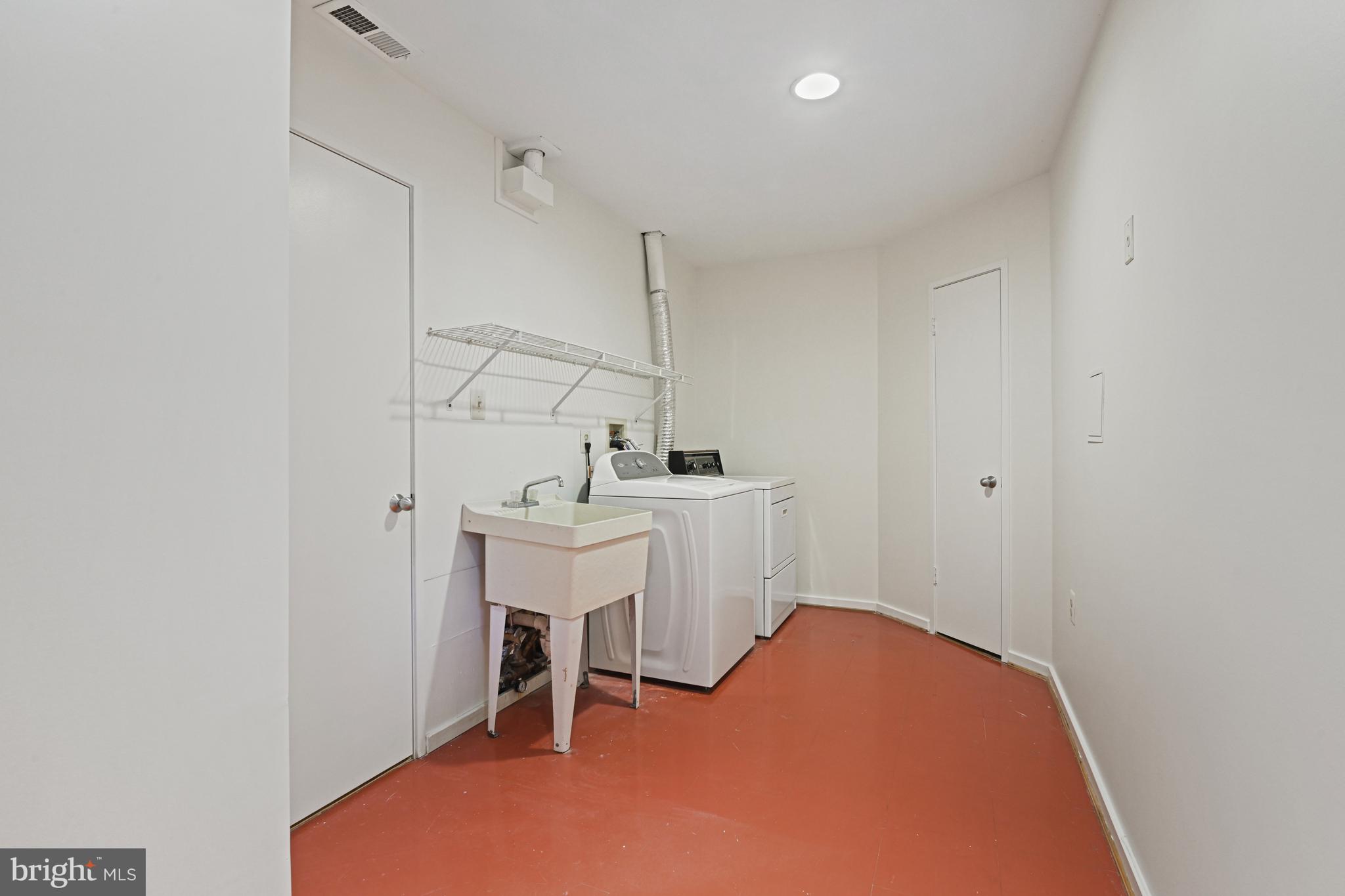 11504 TURNBRIDGE LANE