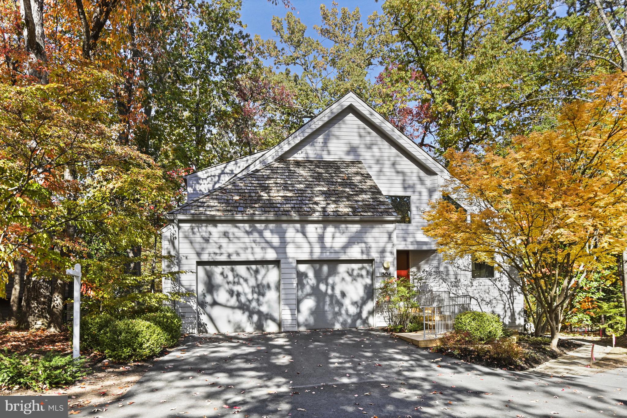 11504 TURNBRIDGE LANE