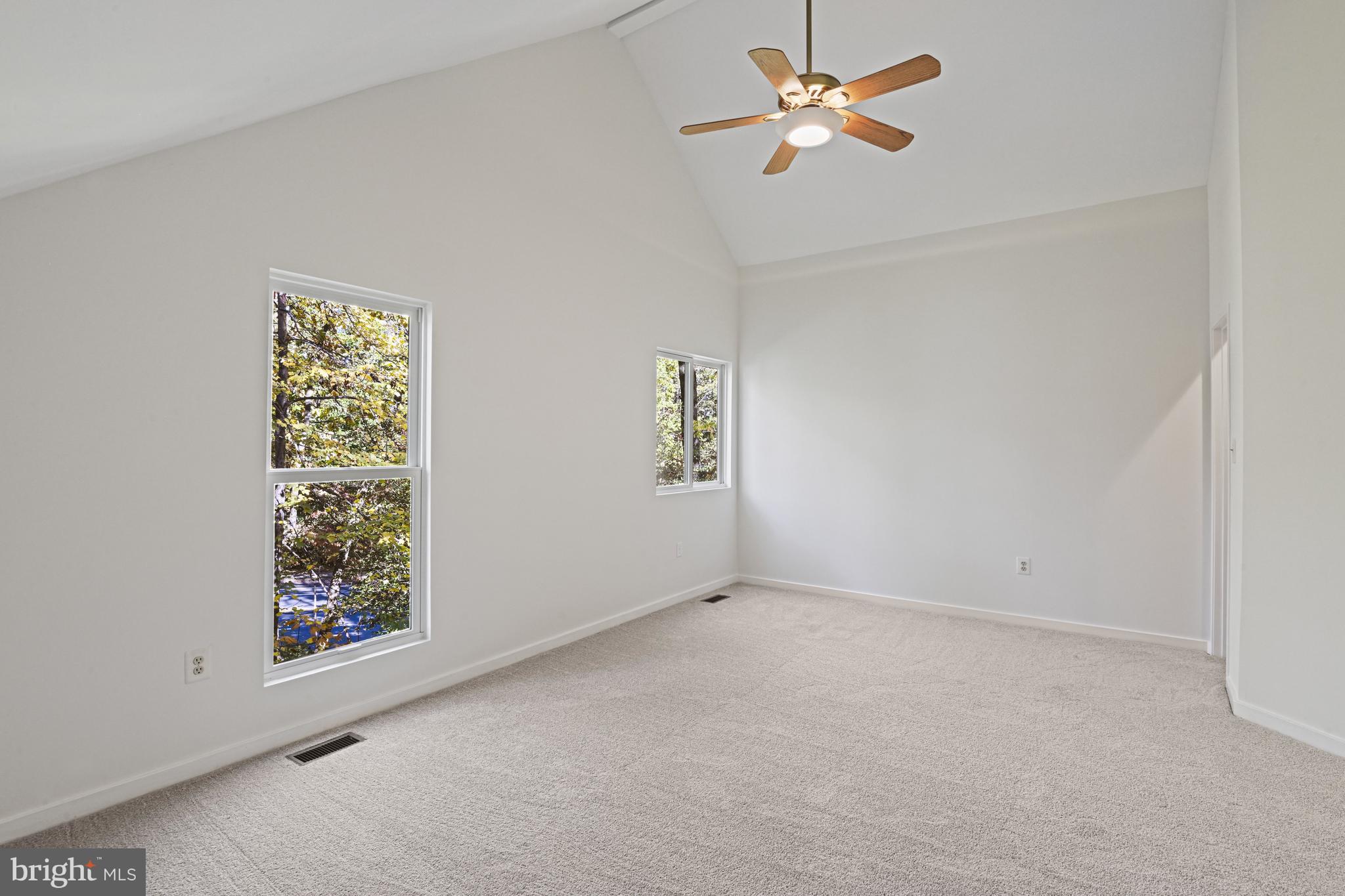 11504 TURNBRIDGE LANE