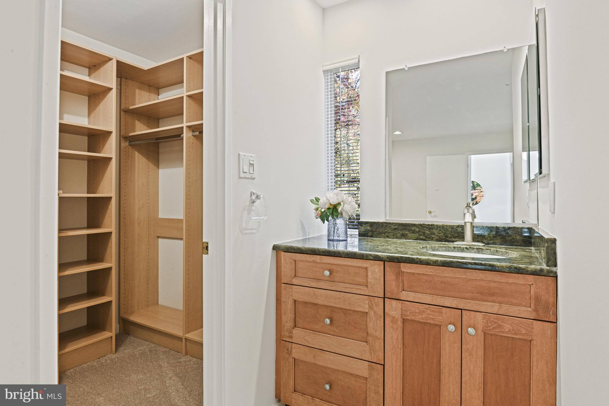 11504 TURNBRIDGE LANE