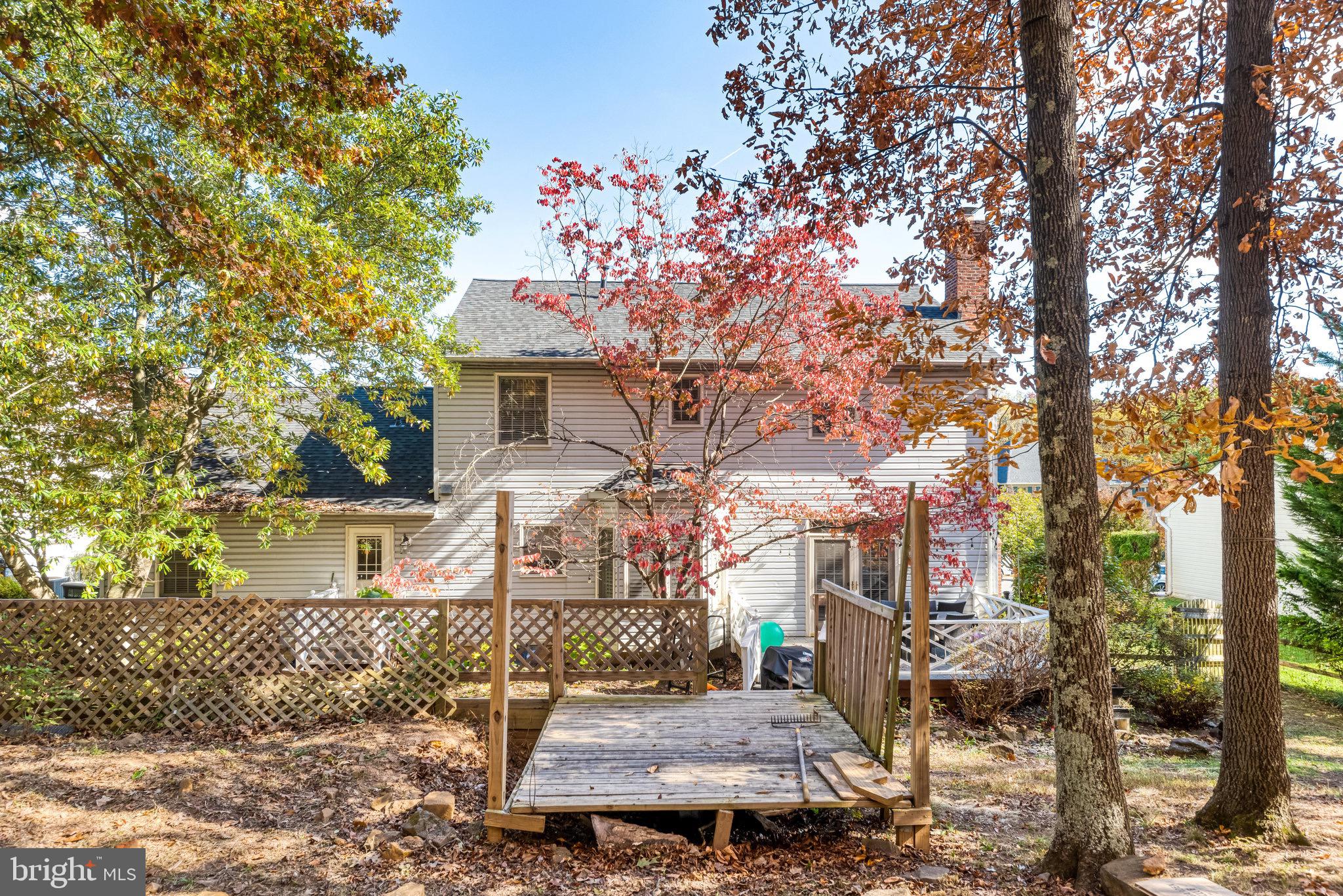 15277 SURREY HOUSE WAY