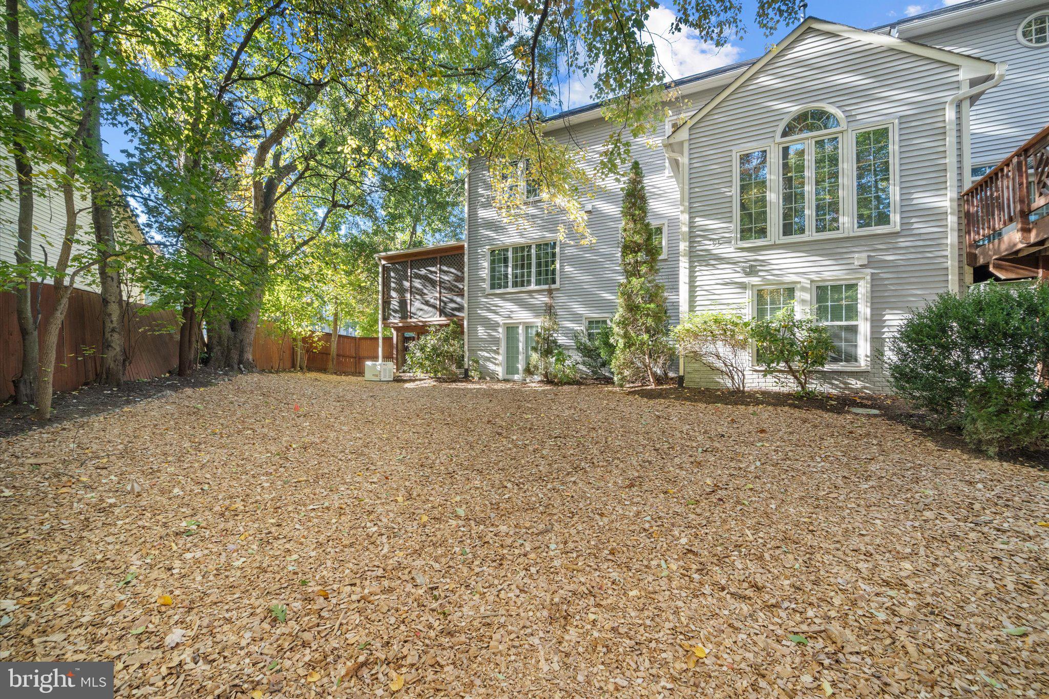 5495 ROCKPOINTE DRIVE