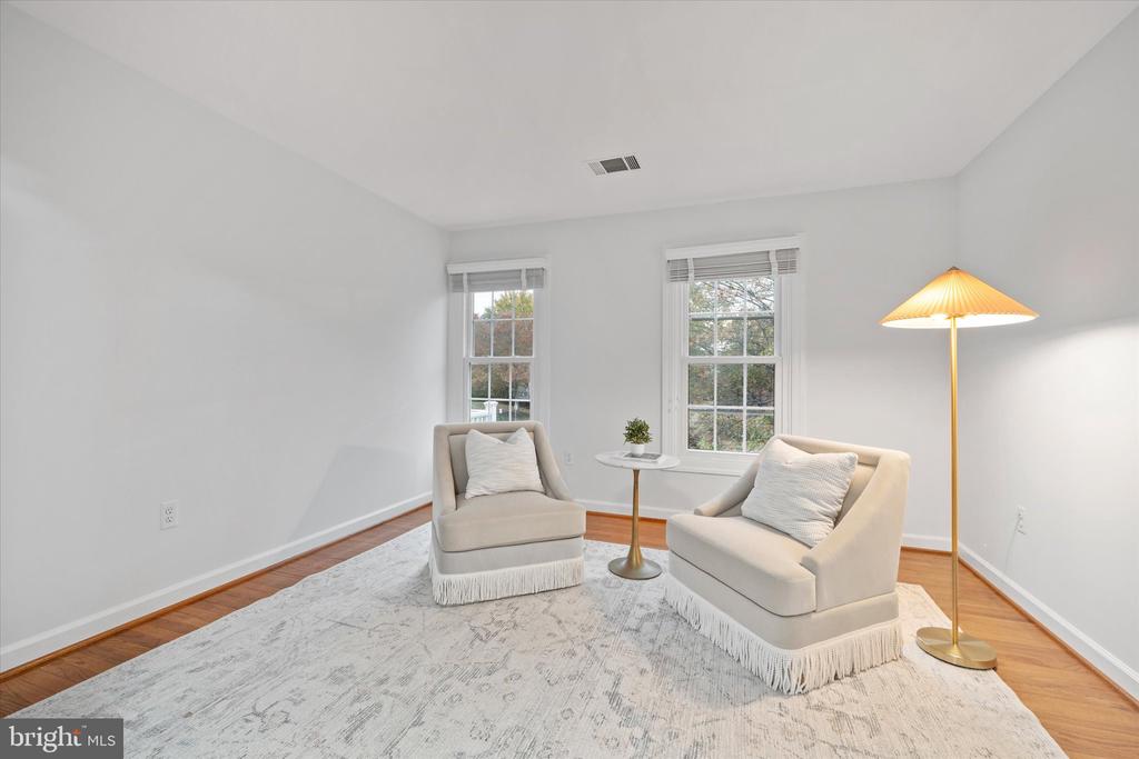 5495 ROCKPOINTE DRIVE