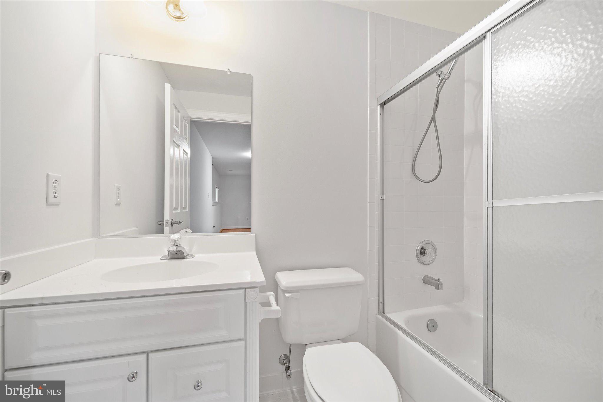 5495 ROCKPOINTE DRIVE