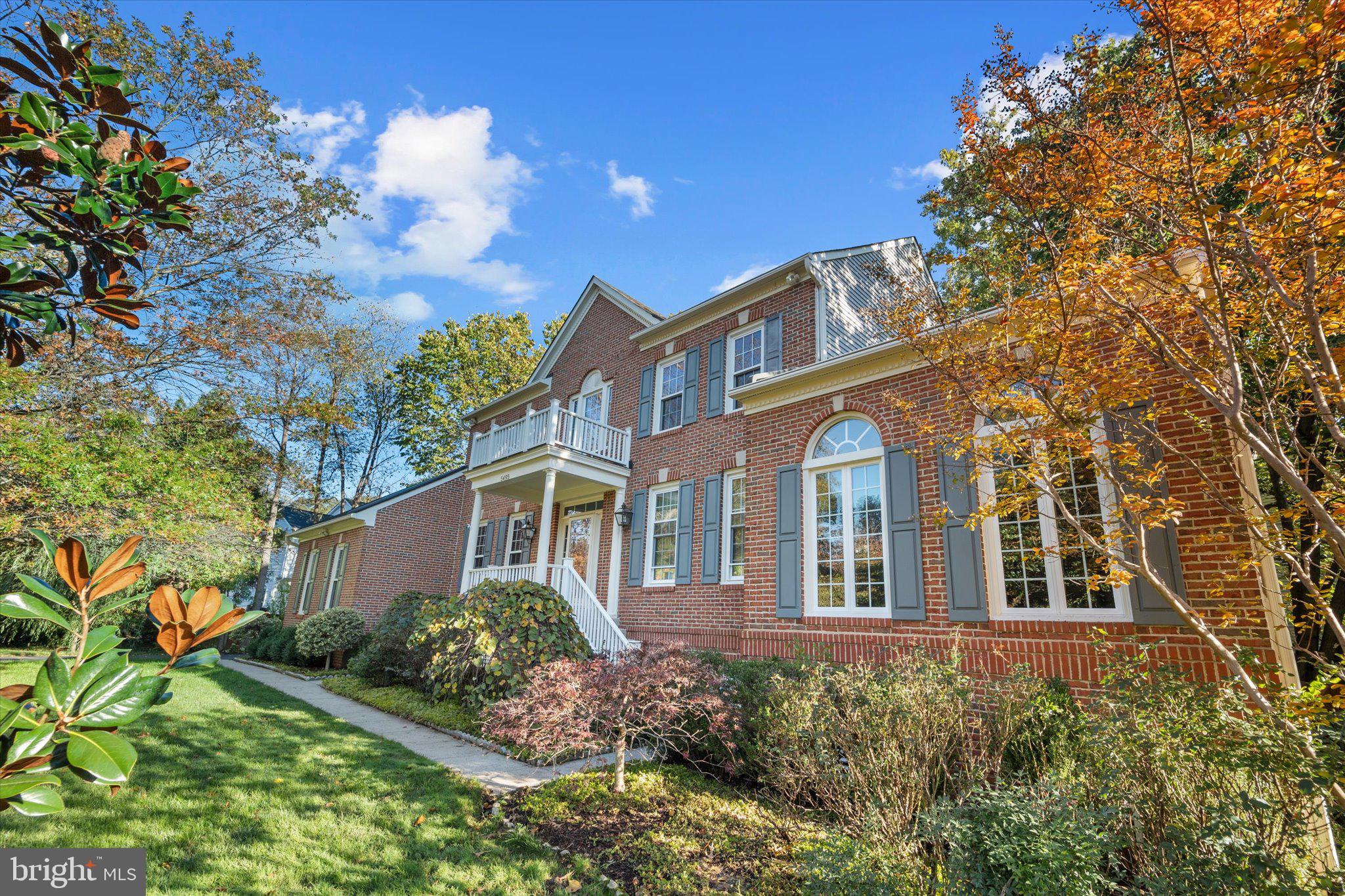 5495 ROCKPOINTE DRIVE