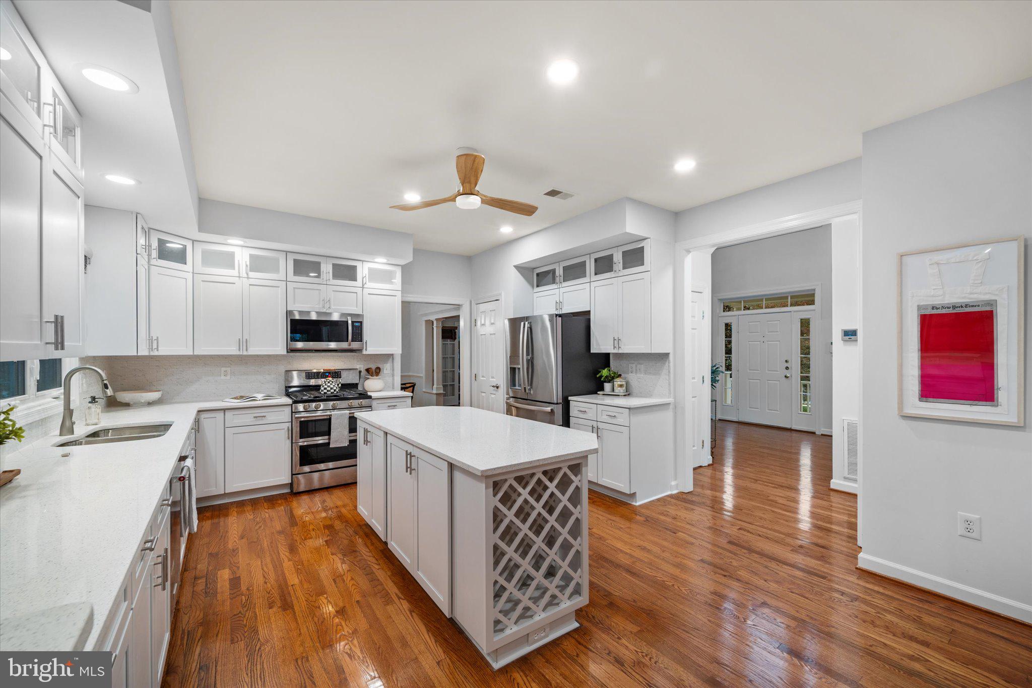 5495 ROCKPOINTE DRIVE