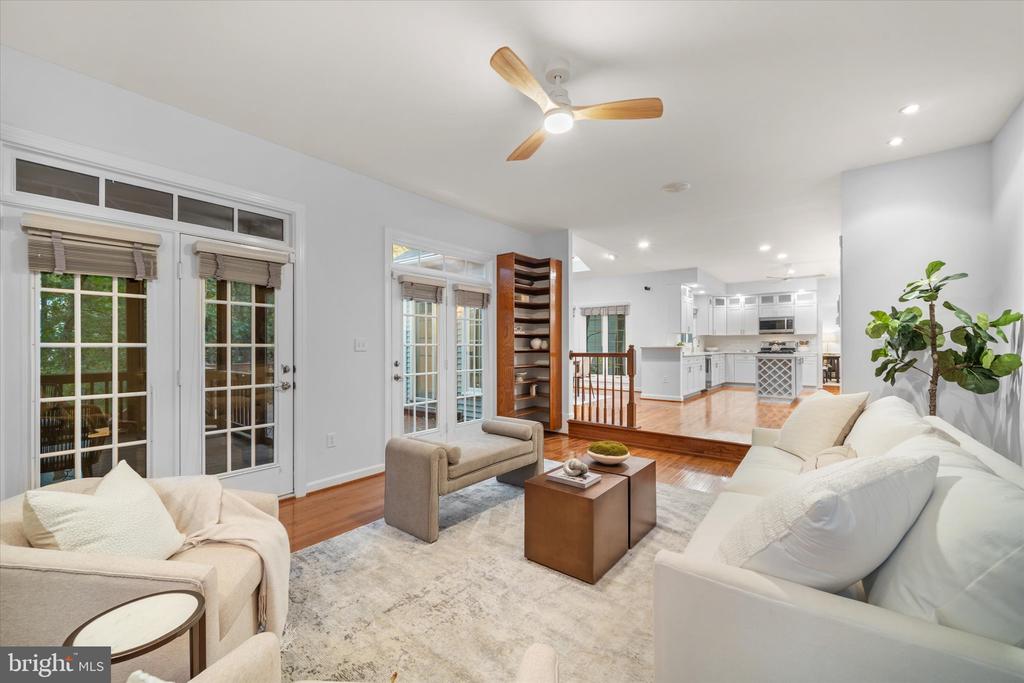 5495 ROCKPOINTE DRIVE
