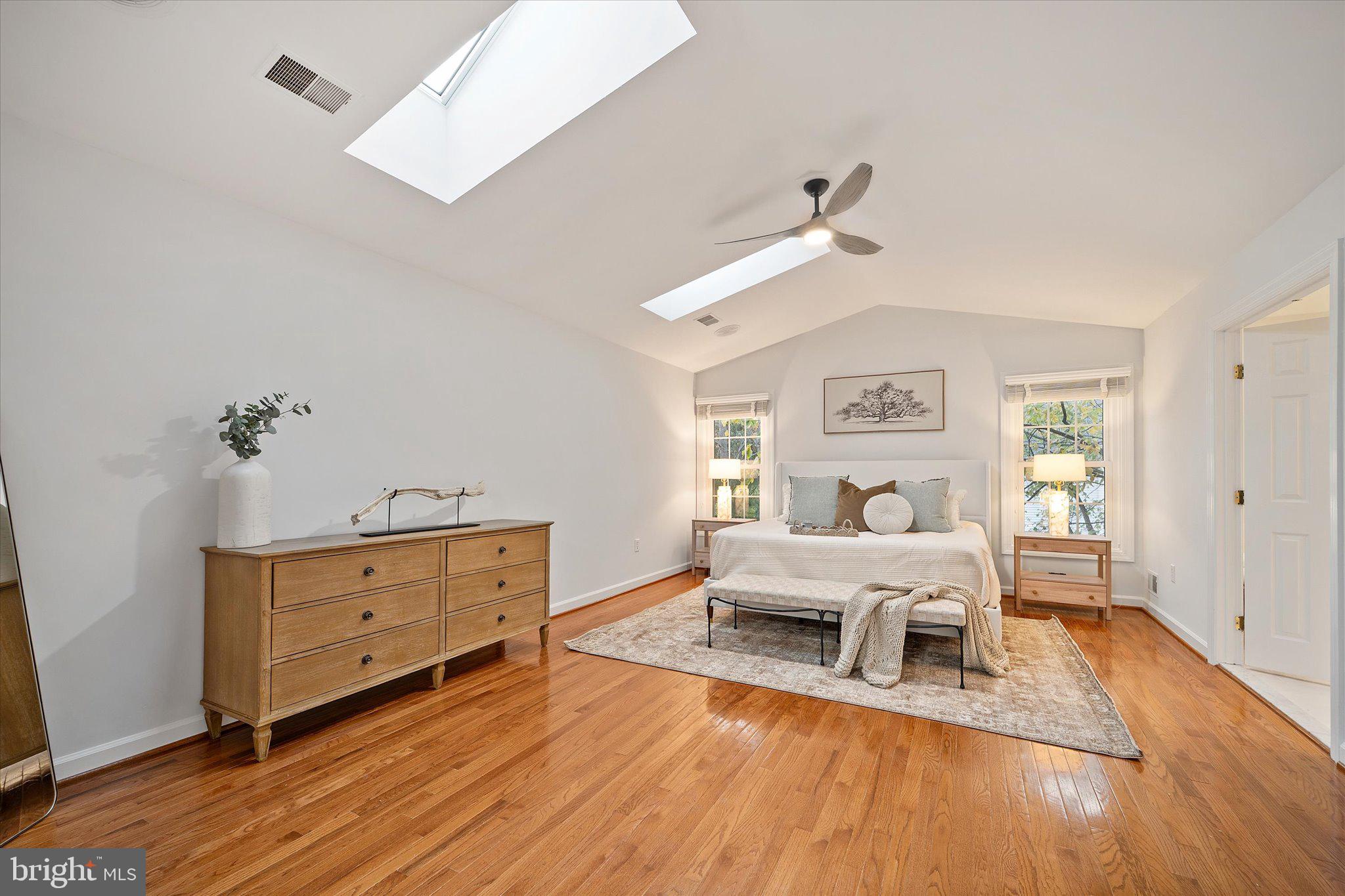 5495 ROCKPOINTE DRIVE