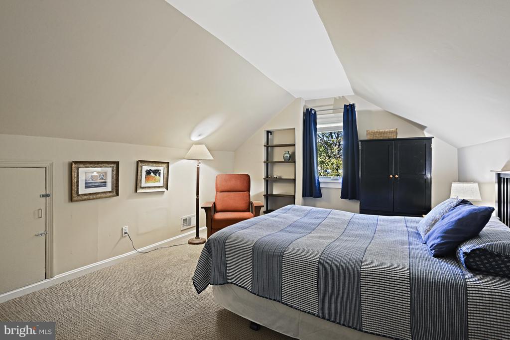 6602 JERRY PLACE