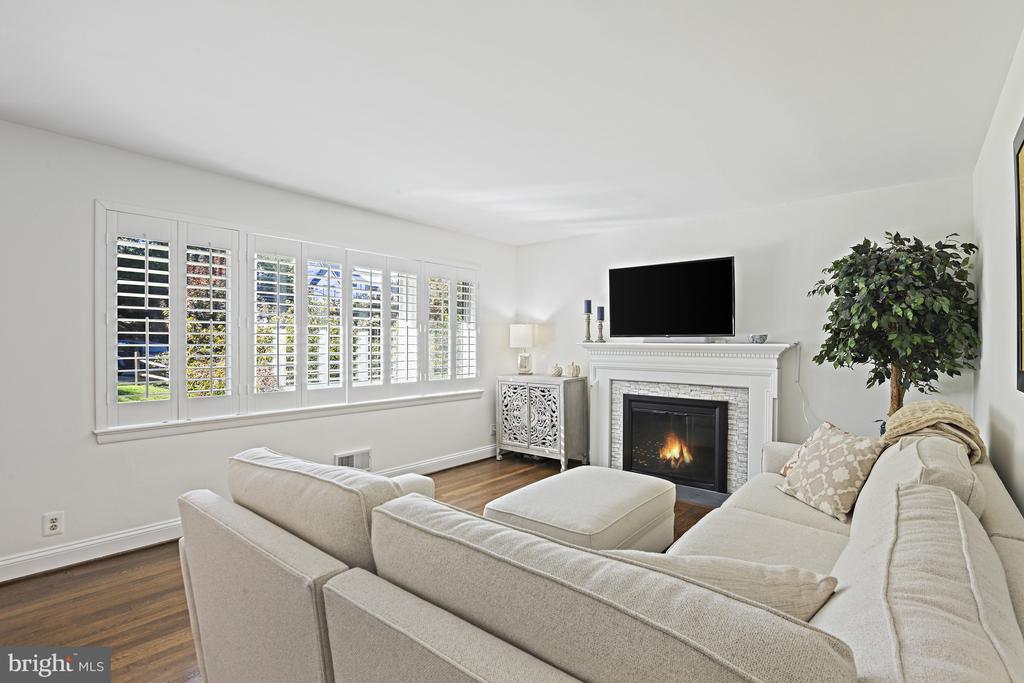 6602 JERRY PLACE