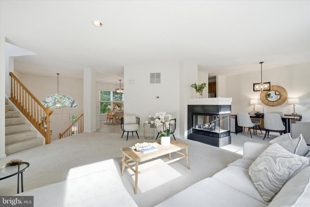 3116 WHITE DAISY PLACE