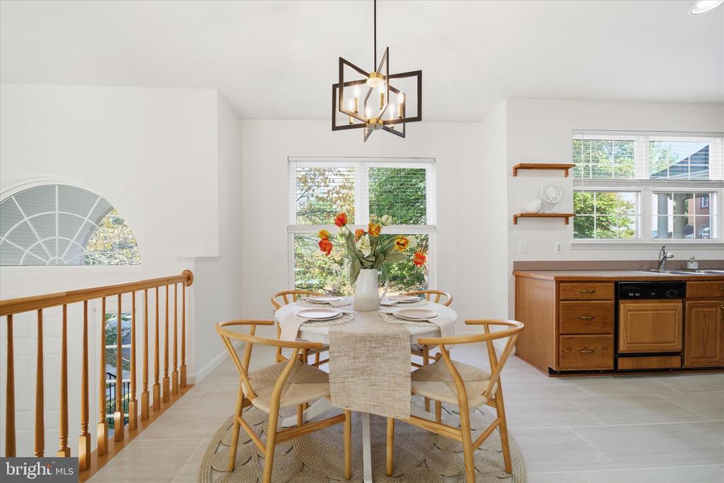 3116 WHITE DAISY PLACE