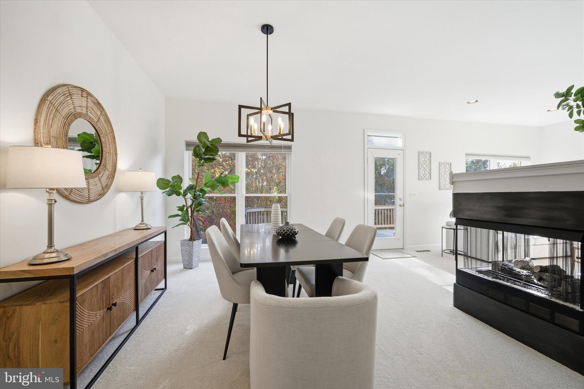 3116 WHITE DAISY PLACE