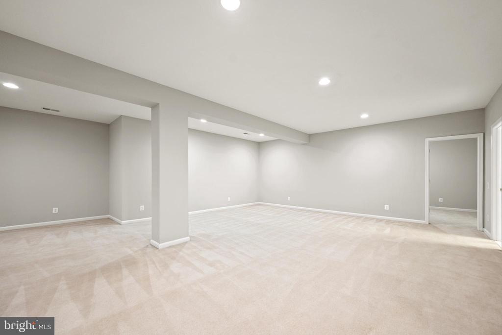 12816 OWENS GLEN DRIVE