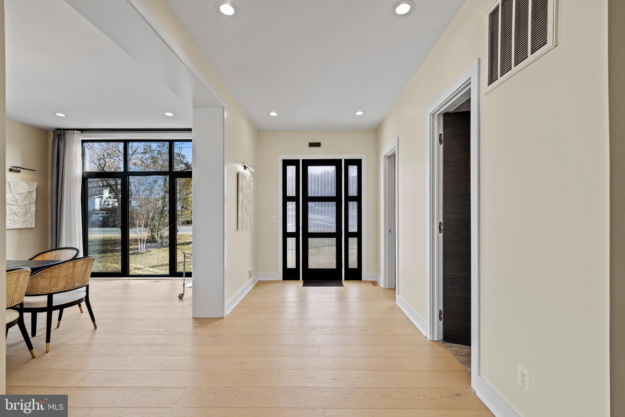 1573 WESTMORELAND STREET