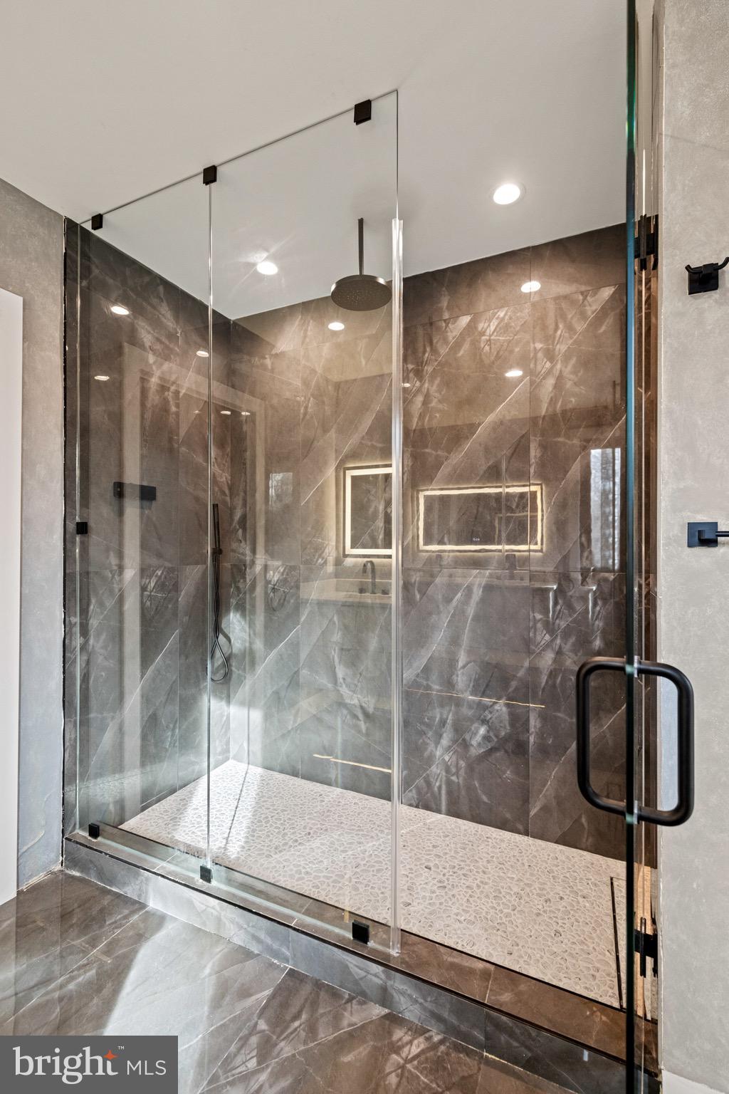 1573 WESTMORELAND STREET