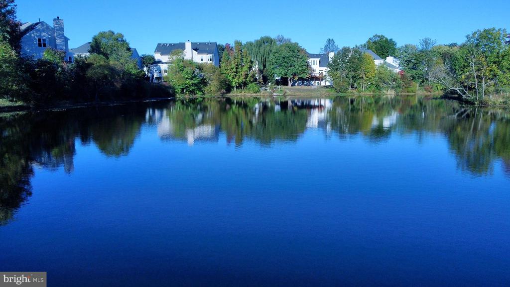2410 DAKOTA LAKES DRIVE