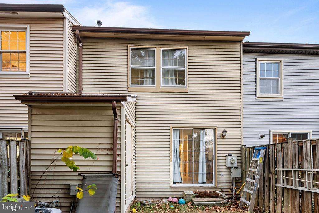 14434 SALISBURY PLAIN COURT