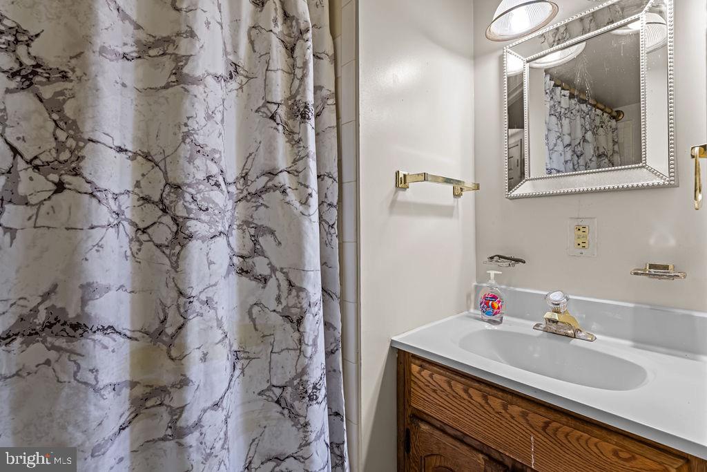 14434 SALISBURY PLAIN COURT