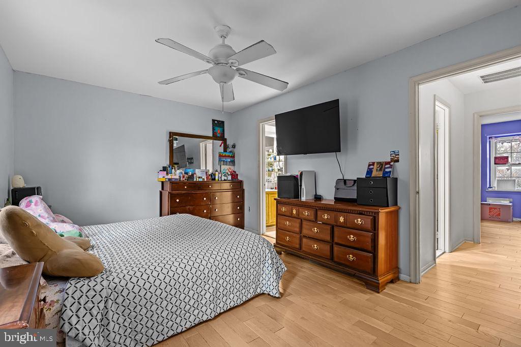 14434 SALISBURY PLAIN COURT