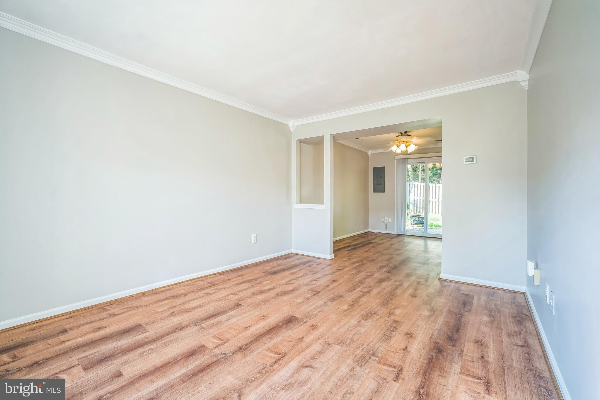 14801 BASINGSTOKE LOOP