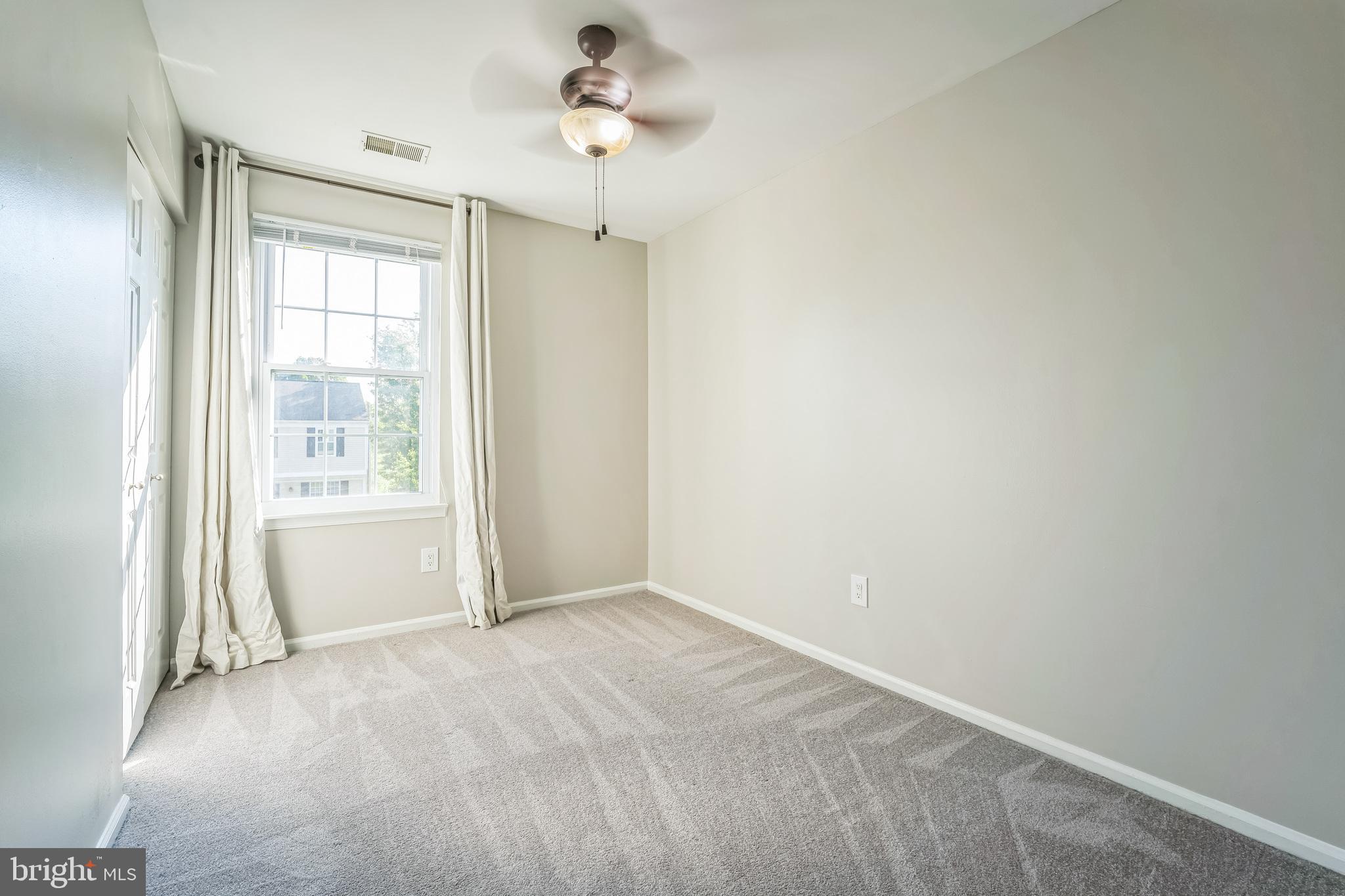 14801 BASINGSTOKE LOOP