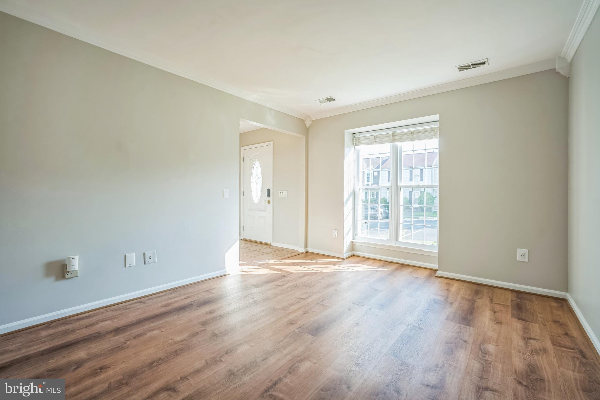 14801 BASINGSTOKE LOOP