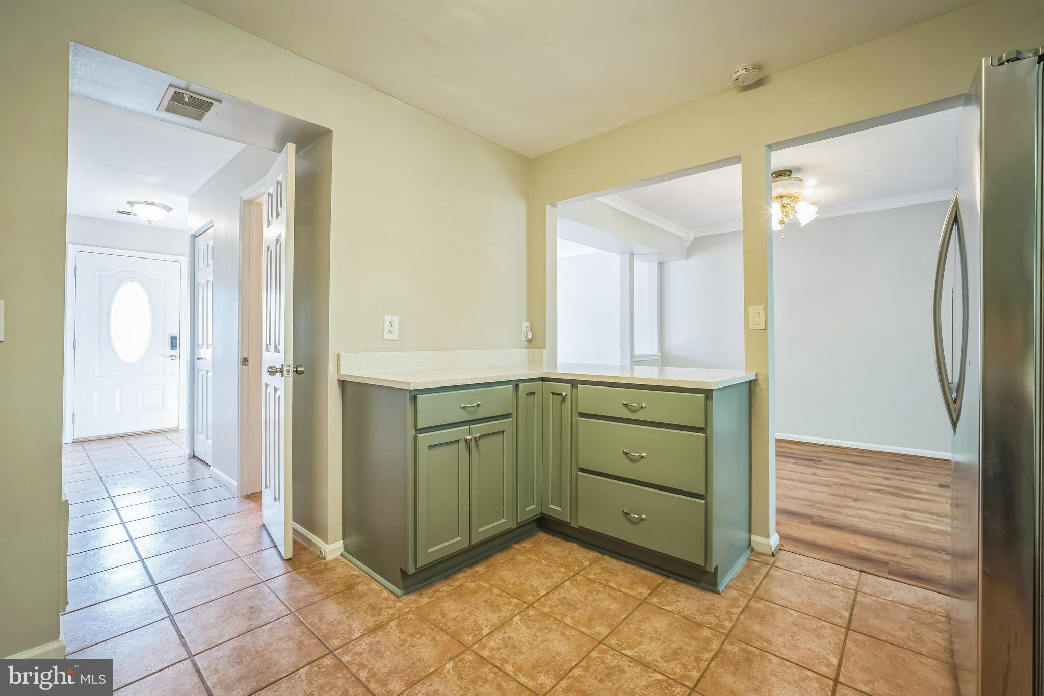 14801 BASINGSTOKE LOOP