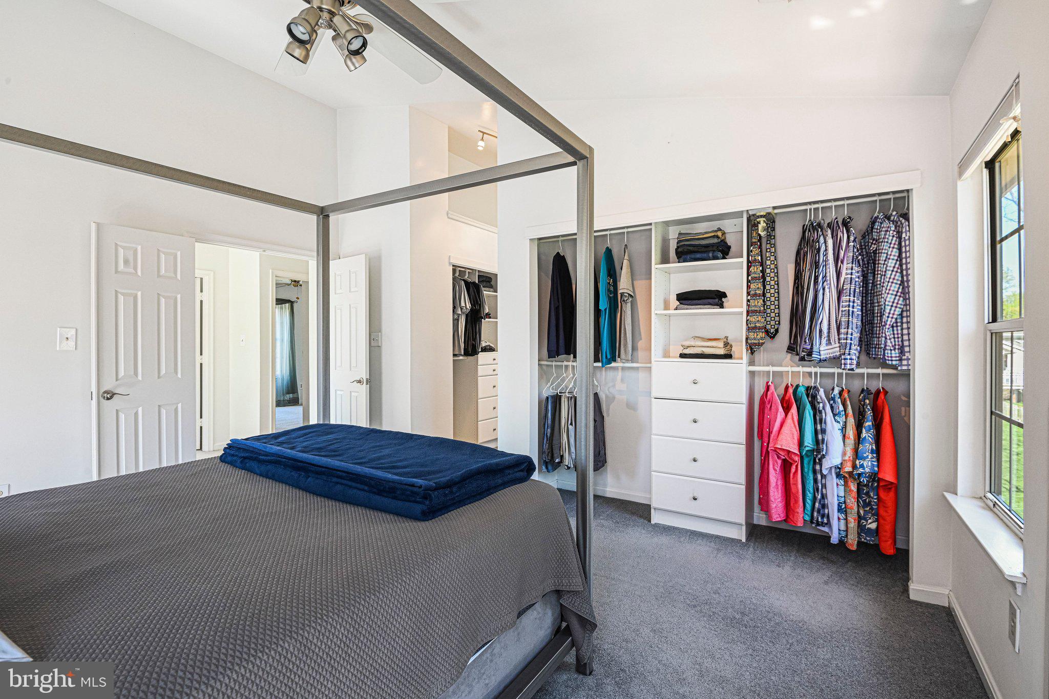 13481 LAKE SHORE DRIVE