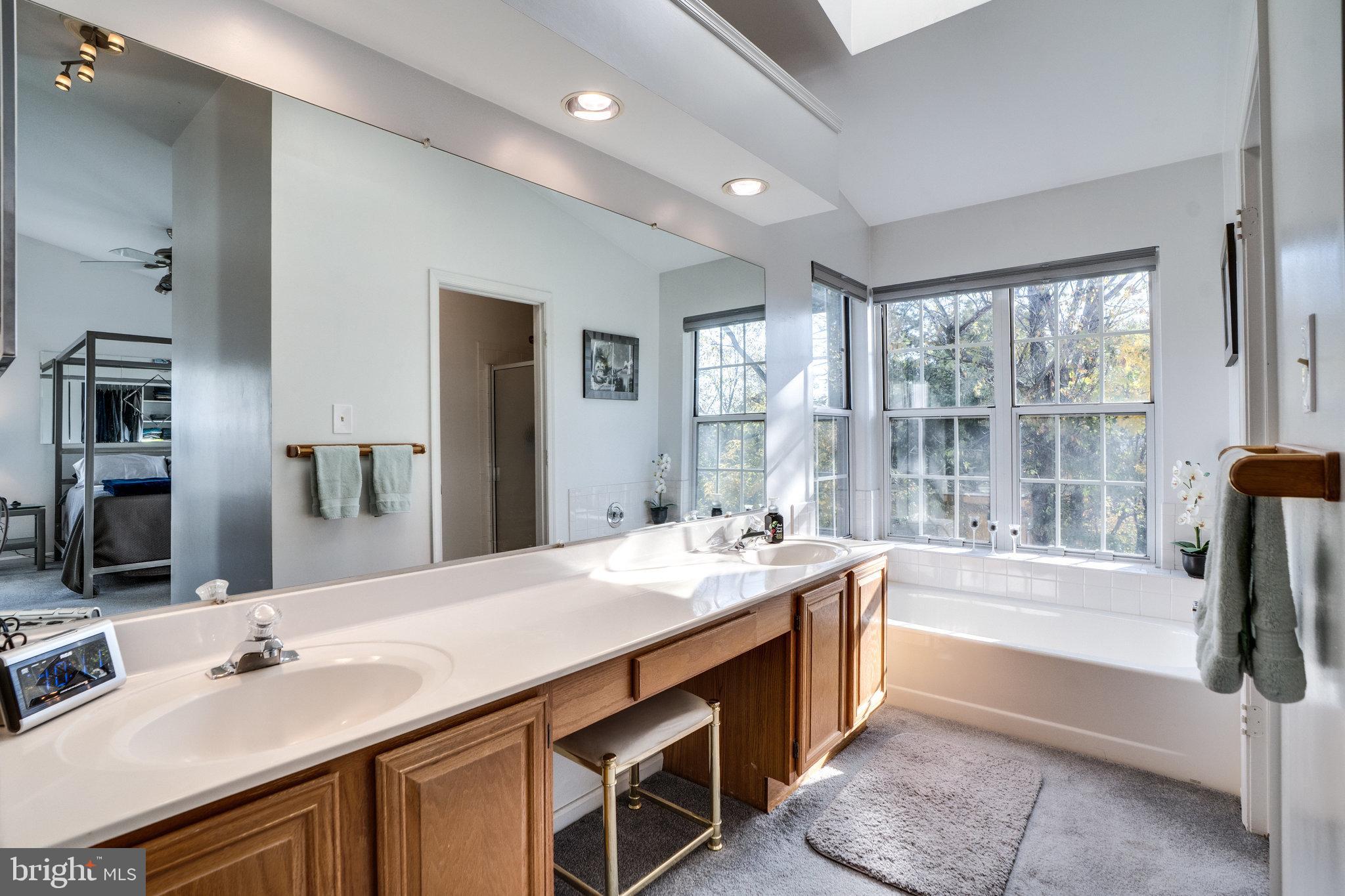 13481 LAKE SHORE DRIVE