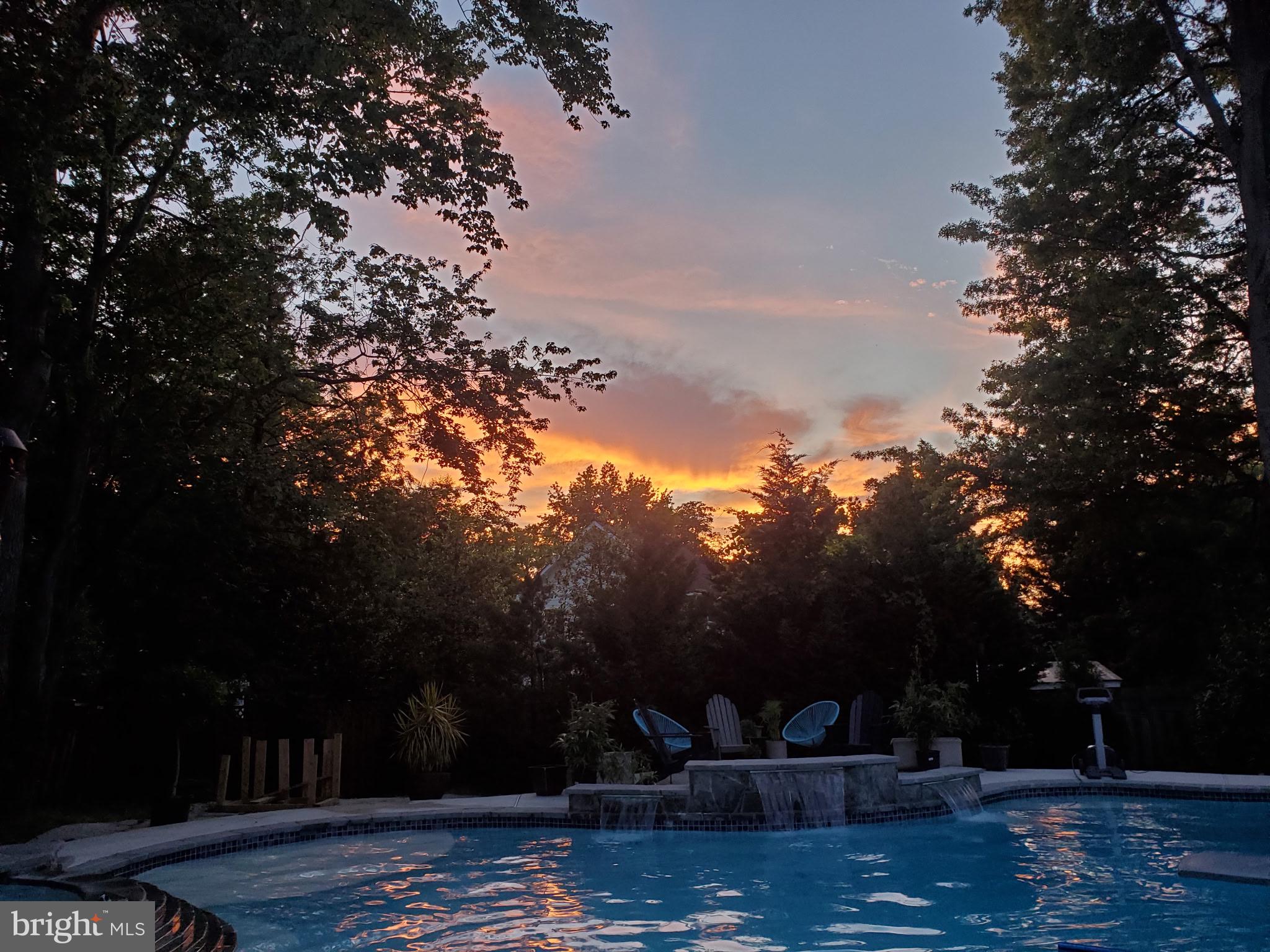 9016 GREYLOCK STREET