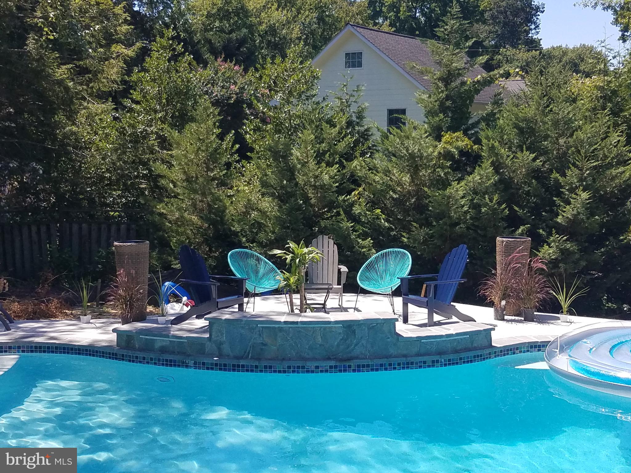 9016 GREYLOCK STREET