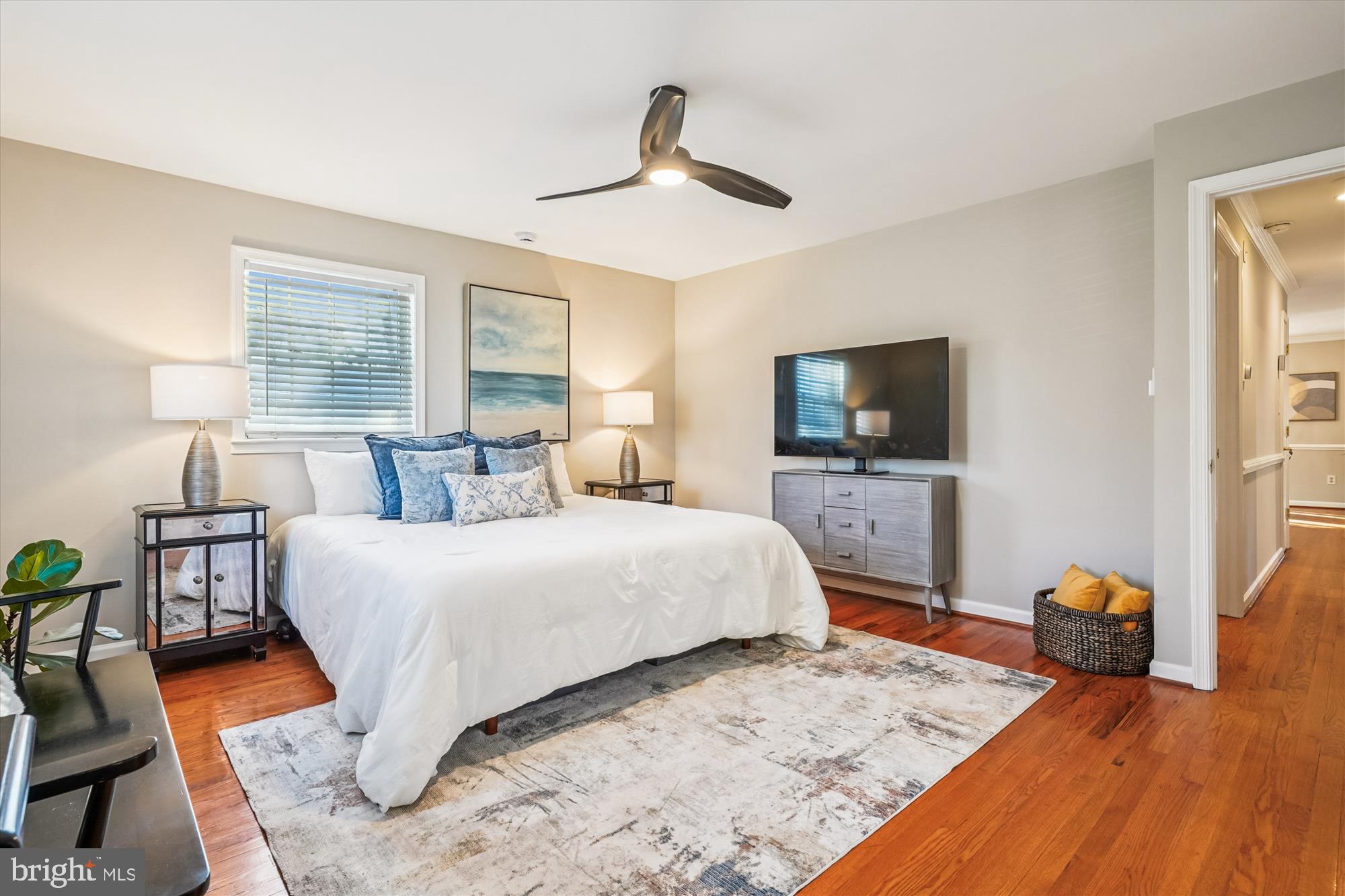 9016 GREYLOCK STREET