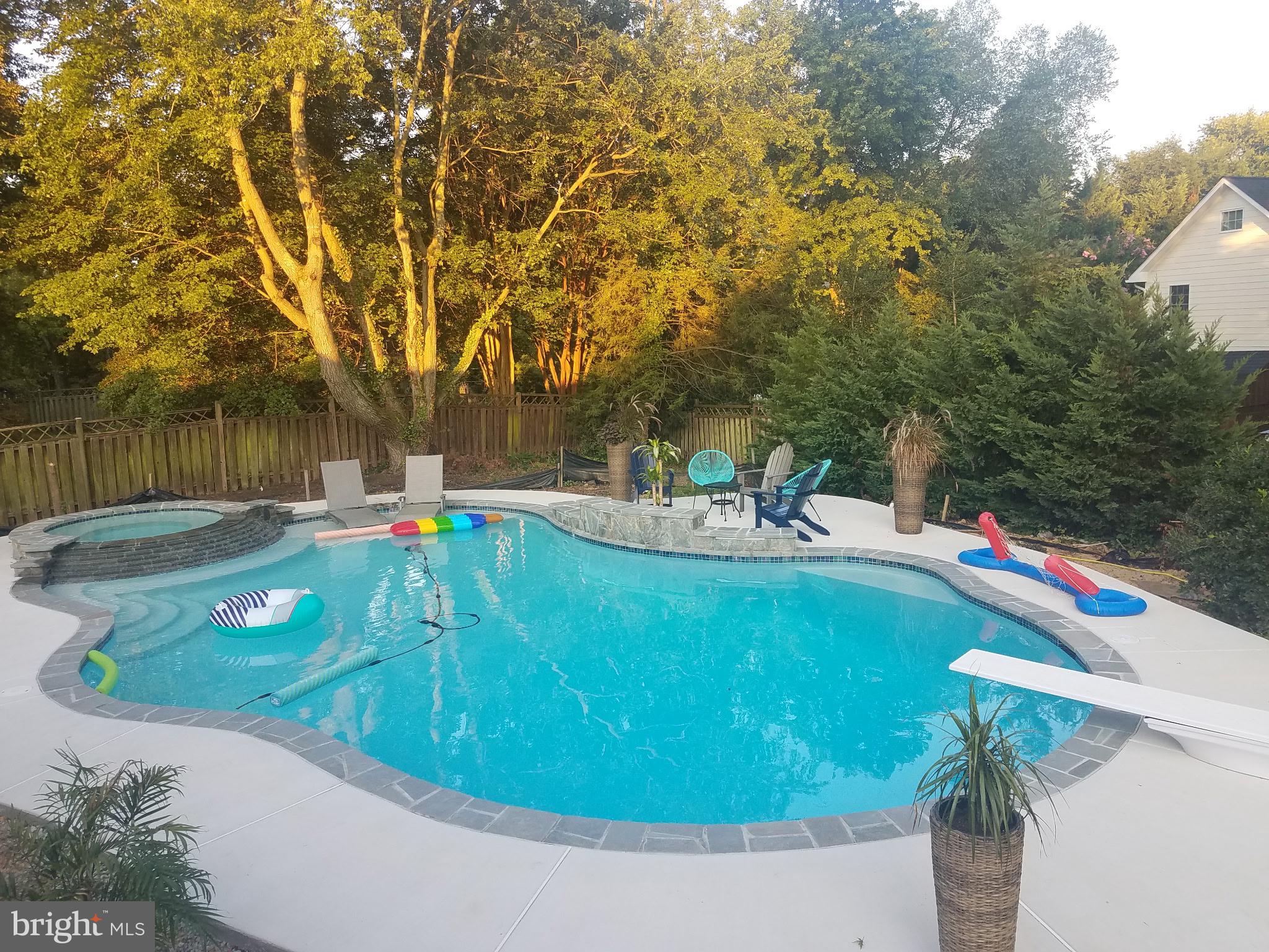 9016 GREYLOCK STREET