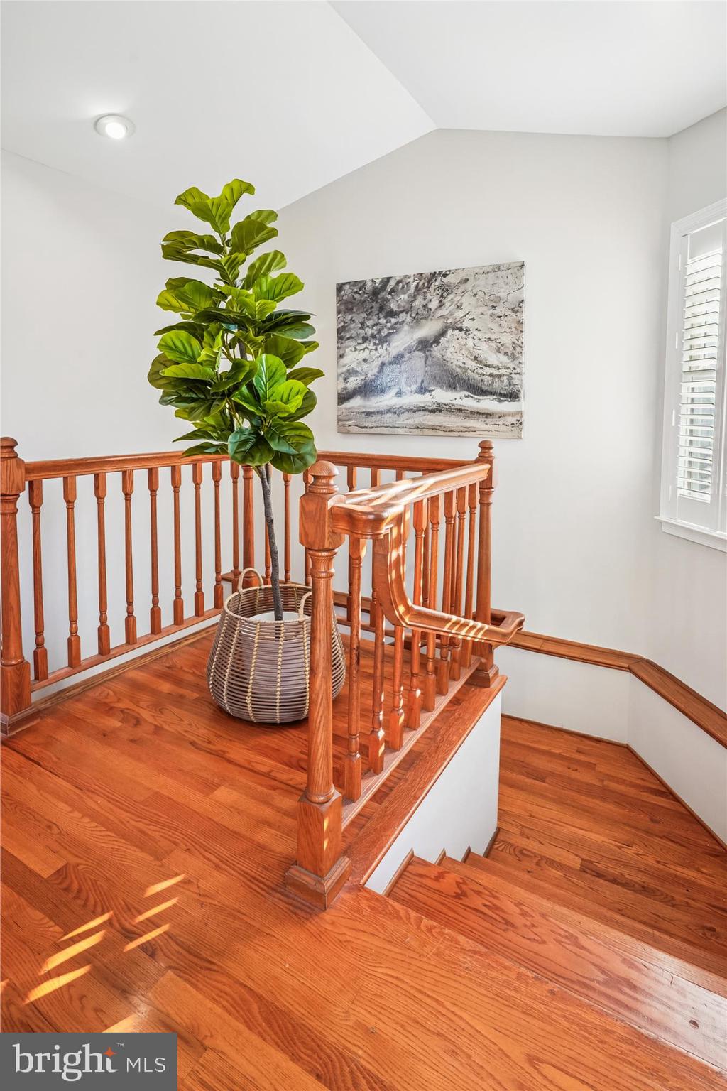 9016 GREYLOCK STREET