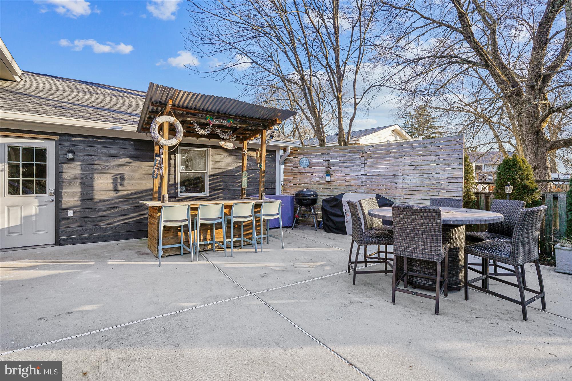 9016 GREYLOCK STREET