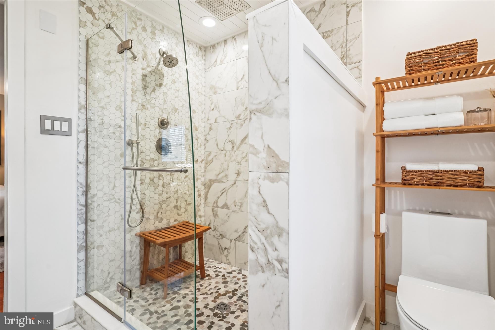 9016 GREYLOCK STREET