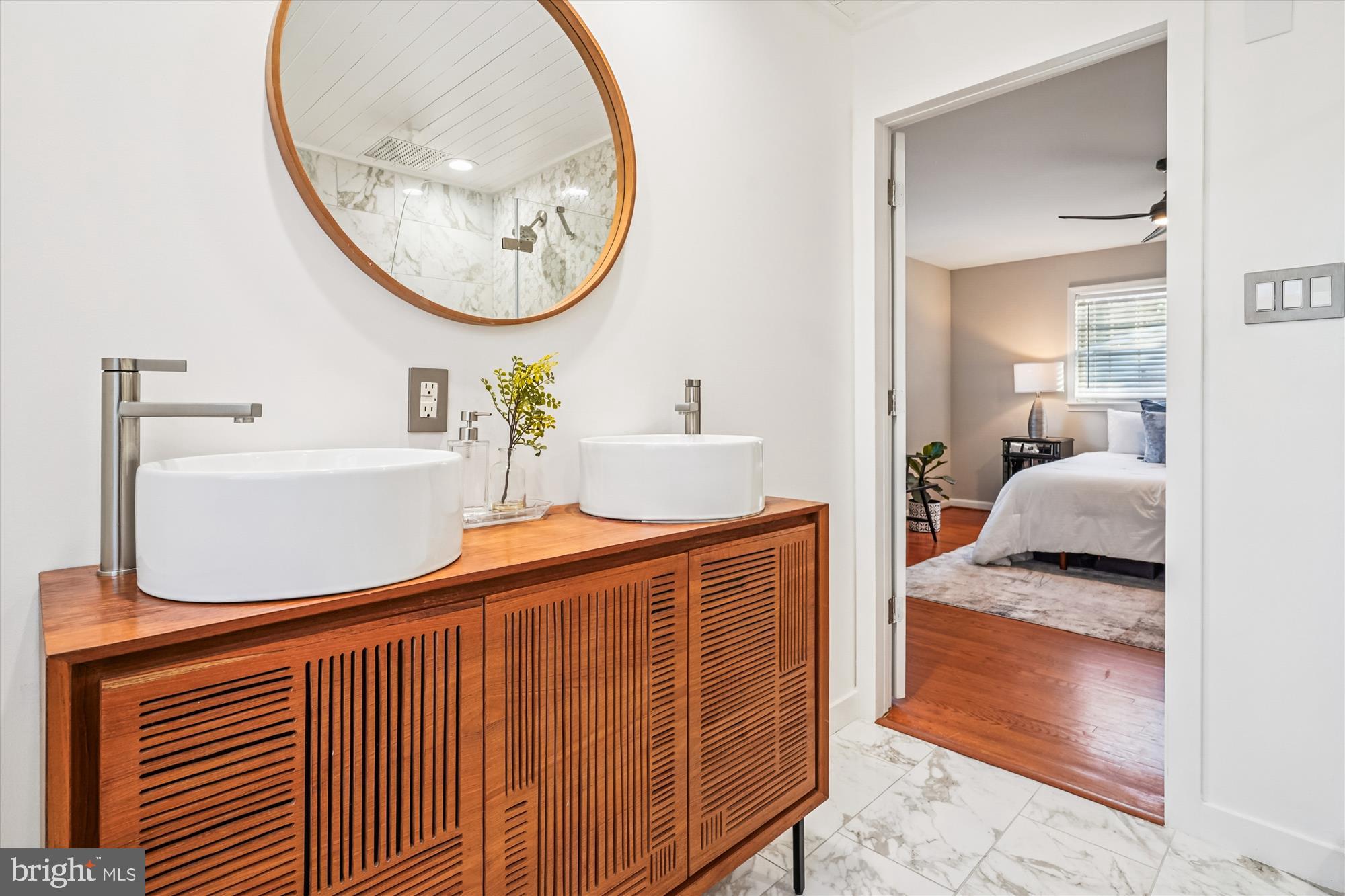 9016 GREYLOCK STREET