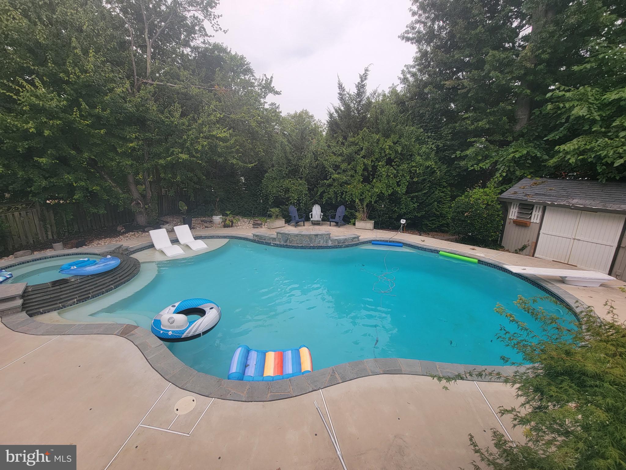 9016 GREYLOCK STREET