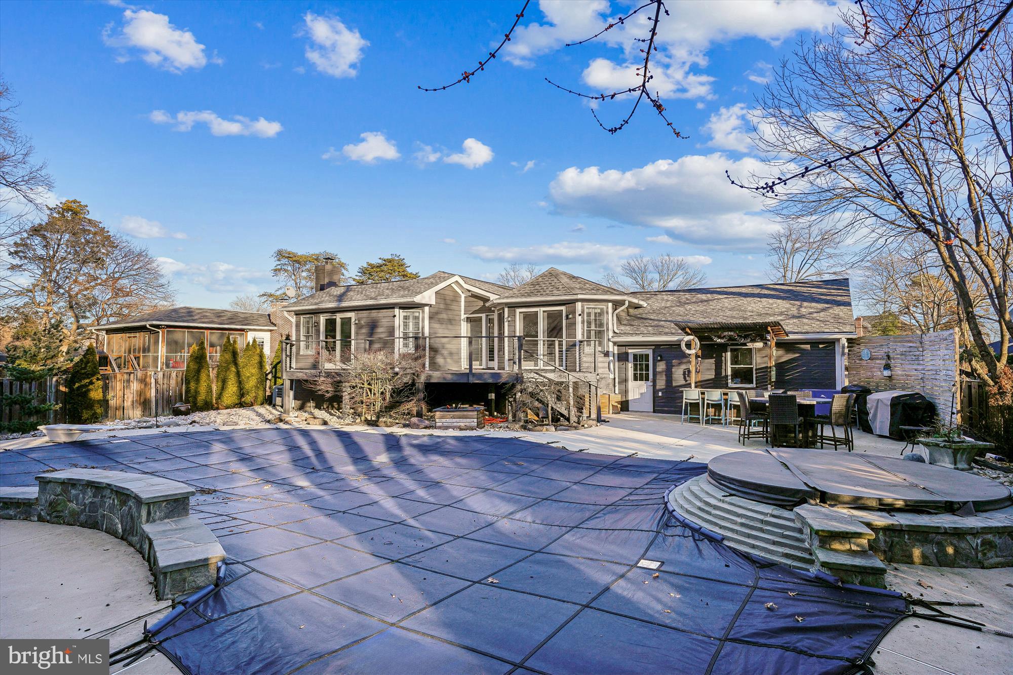 9016 GREYLOCK STREET