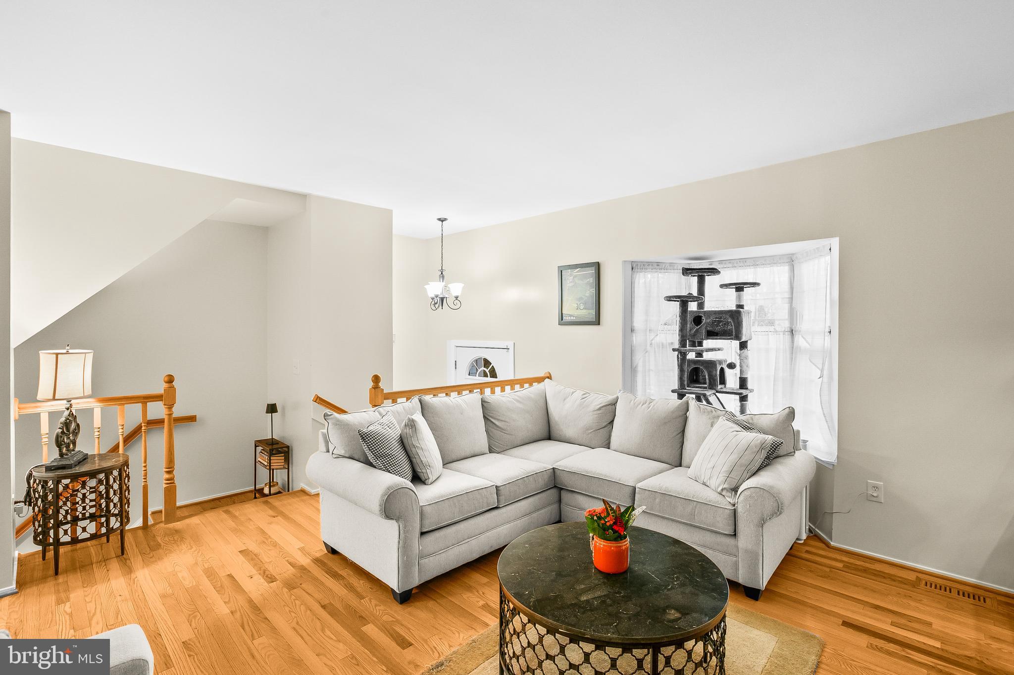 2418 RIDGEHAMPTON COURT