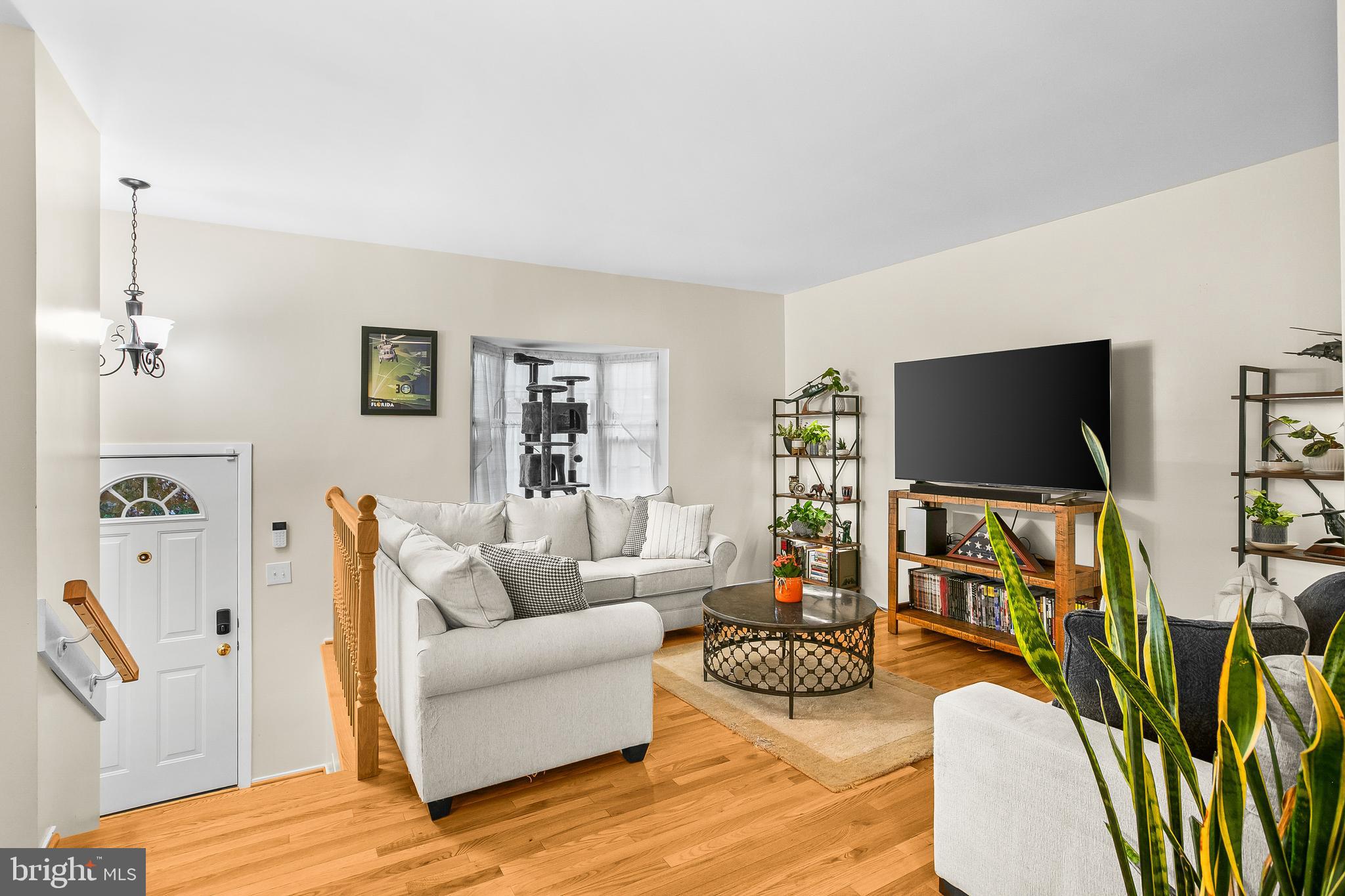 2418 RIDGEHAMPTON COURT