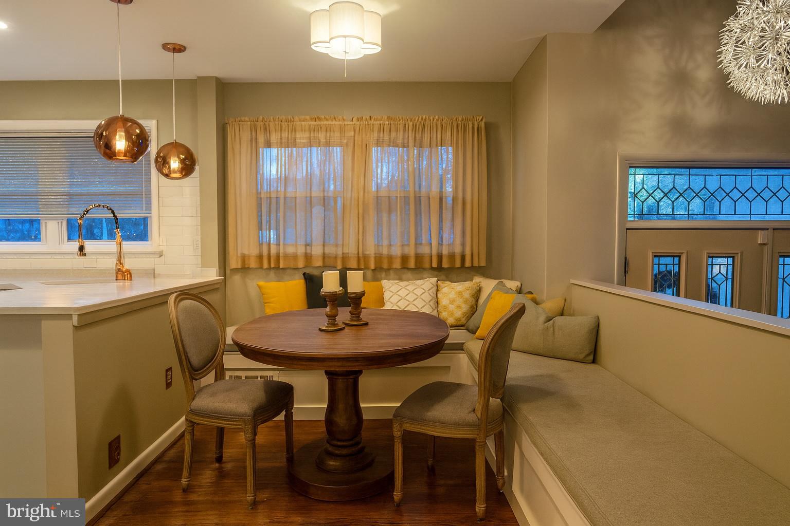 6726 S KINGS HIGHWAY