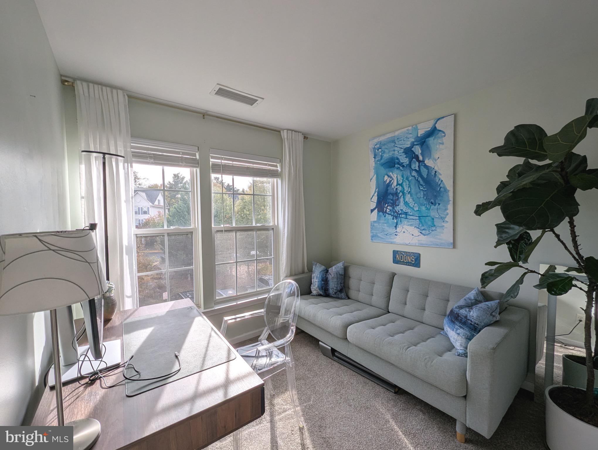 2922 HUNTINGTON GROVE SQUARE