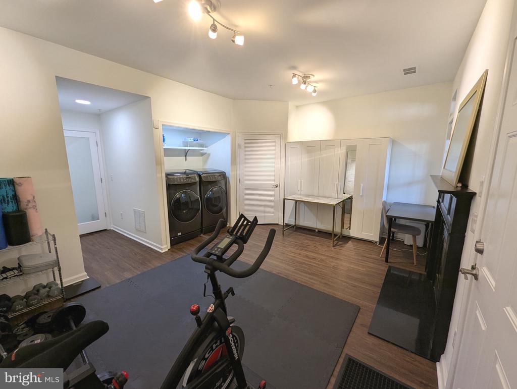 2922 HUNTINGTON GROVE SQUARE